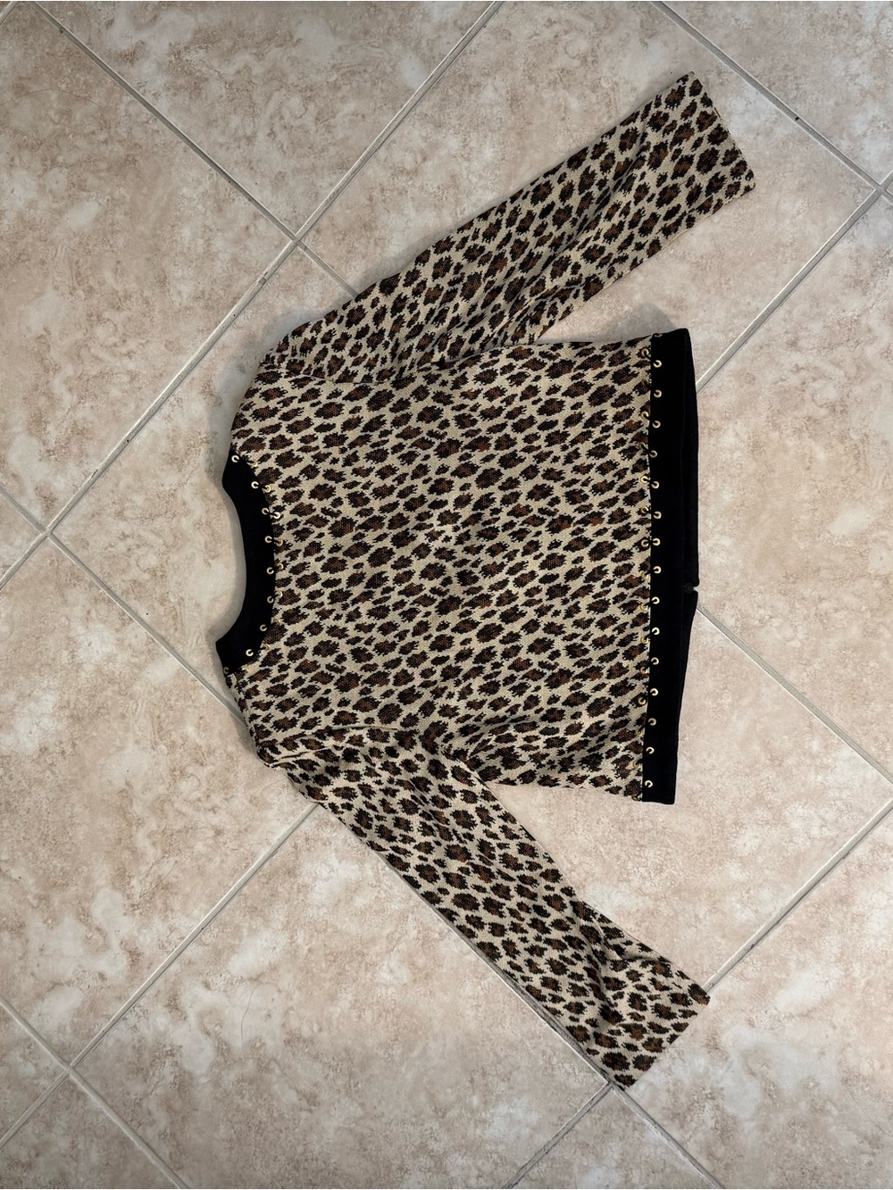 St. John Size 8 Collection Full Zip Embellished Jacket - Picture 6 of 8